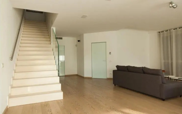 Luxury Central Flat