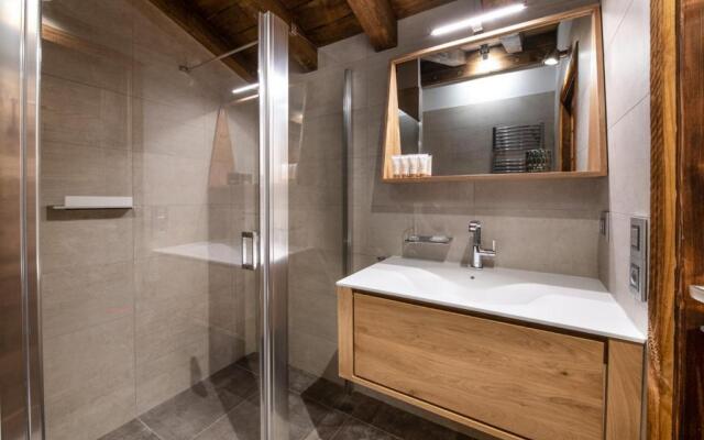 Annapurna by Alpine resorts