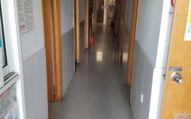 Zhenghong Hostel