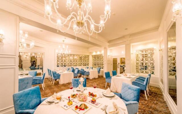 Vuni Palace Luxury Resort & Beach & Casino