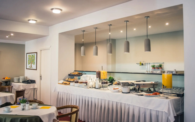 Athens Odeon Hotel