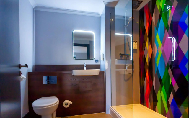 Village Hotel Cardiff