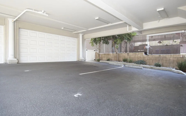 361 C Hinds 3 Bedroom Townhouse by Redawning