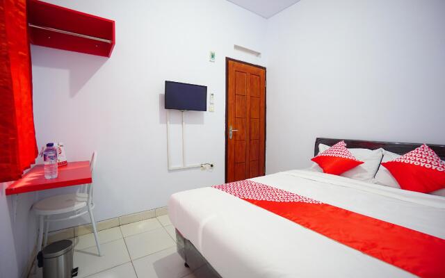 OYO 1064 Manado Airport Homestay