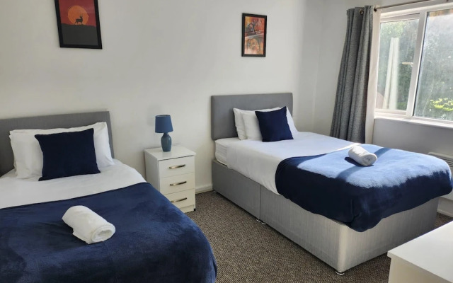 Park Lodge- Families, Business and Contractors