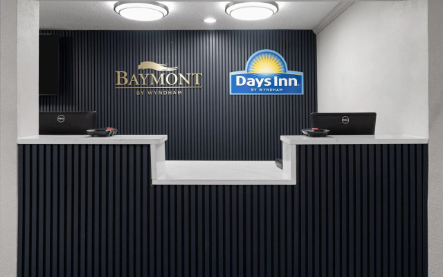 Baymont by Wyndham Davenport