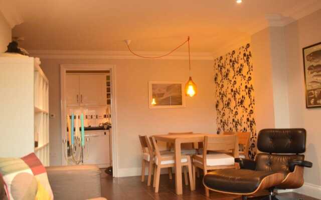 Stunning 2 Bedroom Property in London Fields