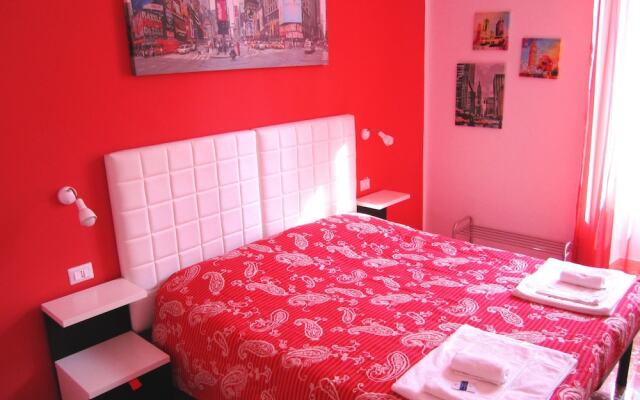 B&B 2 Passi Al Colosseo