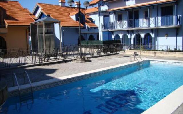 Apartamentos El Pinedo