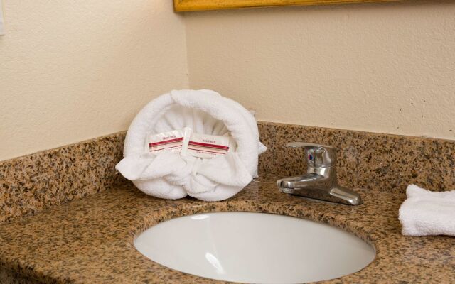 Red Roof Inn & Suites Pigeon Forge - Parkway