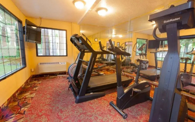 Clarion Hotel Bakersfield North