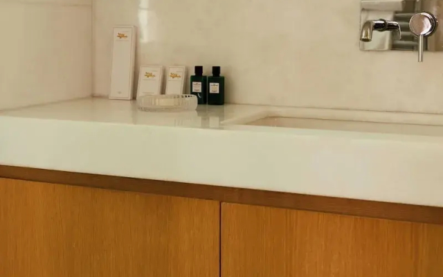 A/C Apt 2br/4p - 2min to La Ponche Beach/st-tropez