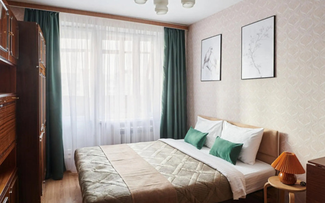 Апартаменты на Саянской