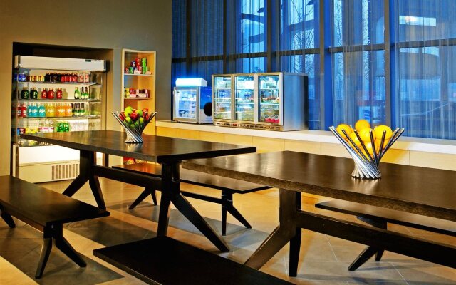 Aloft Zhengzhou Shangjie