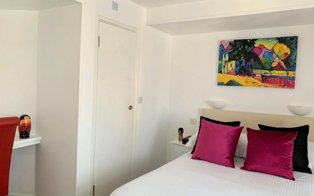 Sarum Hotel