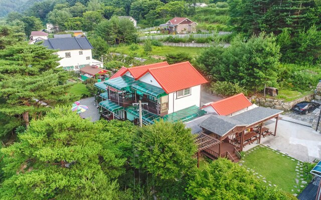 Wongju Pine Pension