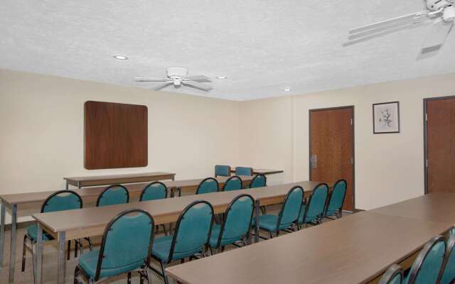 Microtel Inn & Suites by Wyndham Meridian