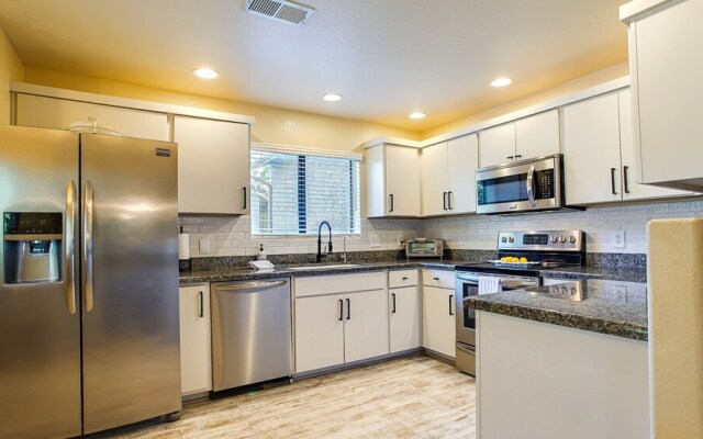 100th Scottsdale #2191 3 Bedroom Condo by Redawning