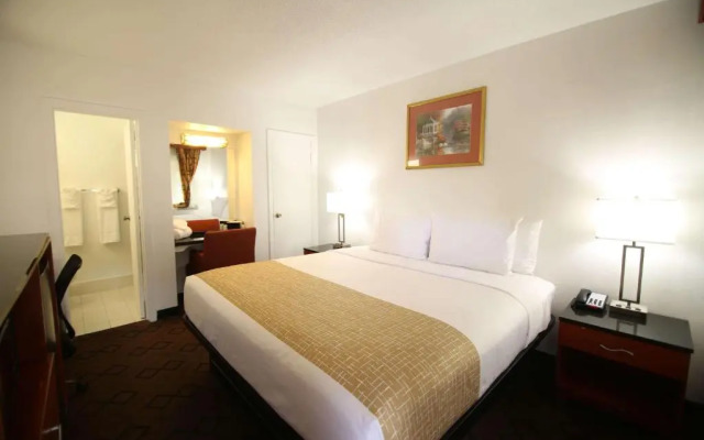 Travelodge Burbank-Glendale