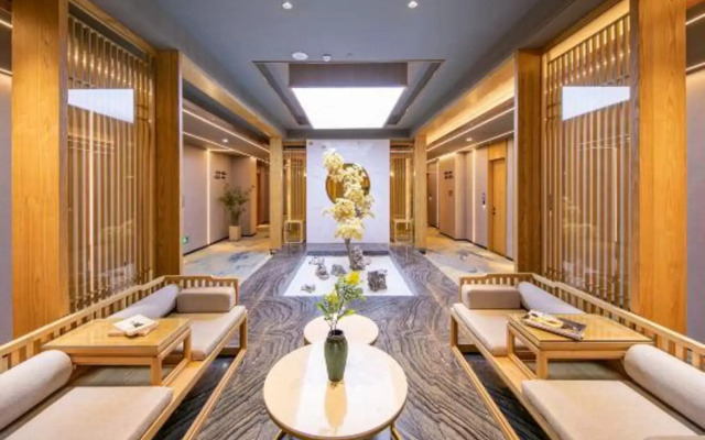 Guanlan Hotel (Fuzhou Mawei Chuanzheng Culture Scenic Area)