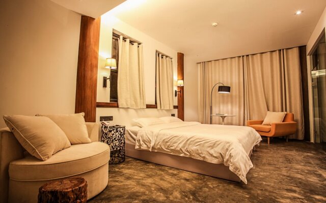 Collection - Home Resorts
