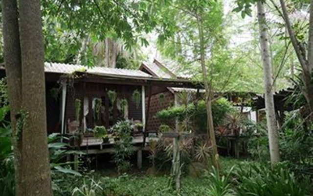 Sunset Cove Resort