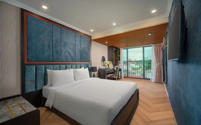 Calile Hotel - Hanoi Train Street, 51A/38A Tran Phu, Ba Dinh, Hanoi – Guest Rooms – Hanoi