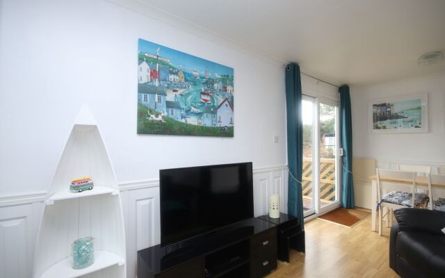 7C Medmerry Park 2 Bedroom Chalet