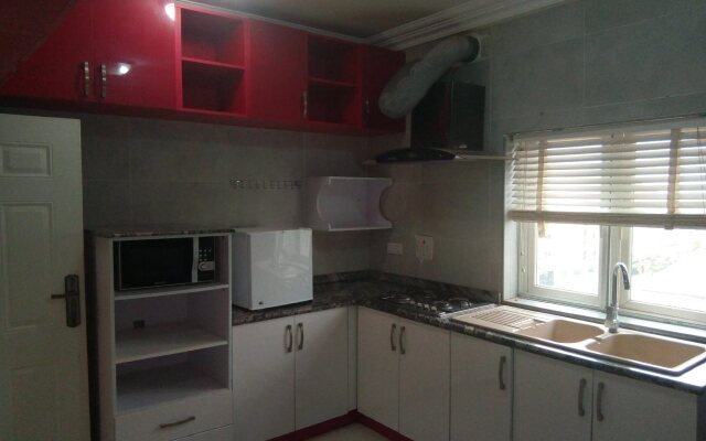 Orchid Suite & Apartment