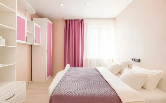 РусХаус на пр-те Альберта Камалеева, д. 32Б