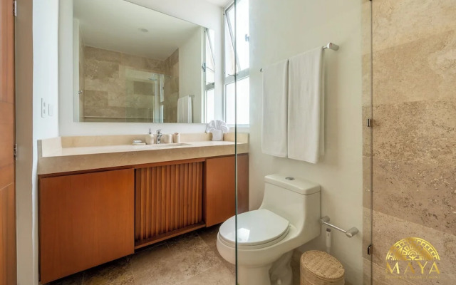 NHOA 101A Lux 2BR Pool access Aldea Zama