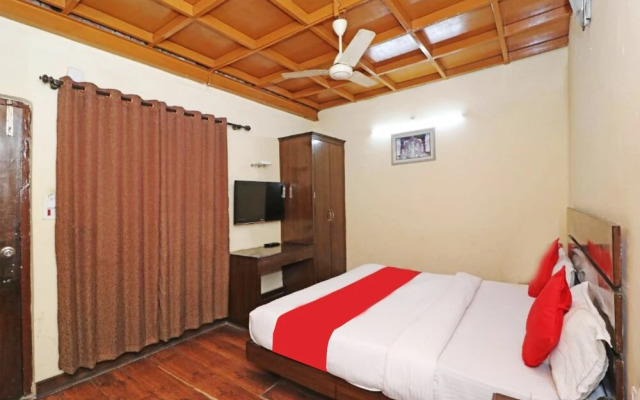 Goroomgo Hidden Chalet Mall Road Nainital