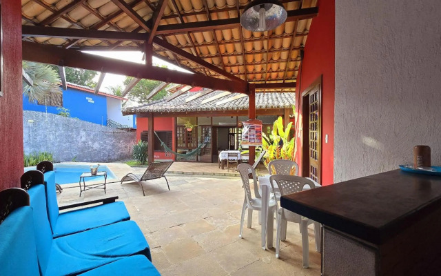 Casa Toscana 4 suítes, piscina e churrasqueira