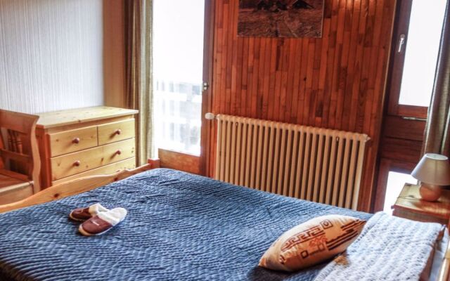 Le 2100 A et B 12731