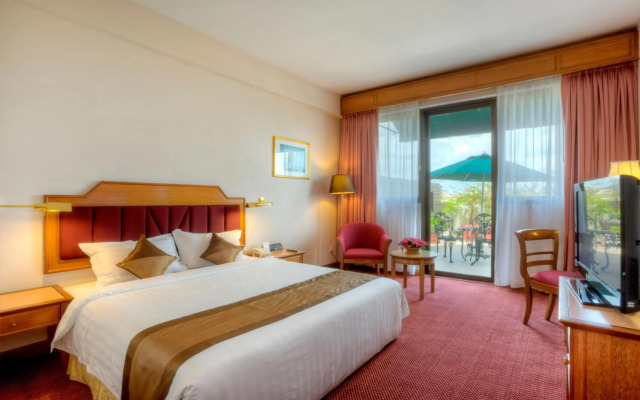 hotelImage
