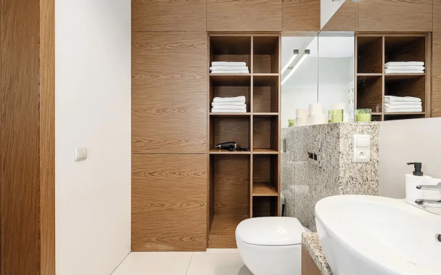 Lumina stylish apartment with parking