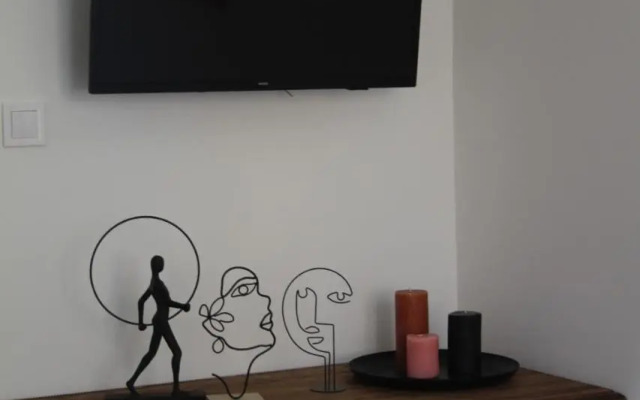 Art Home Eger