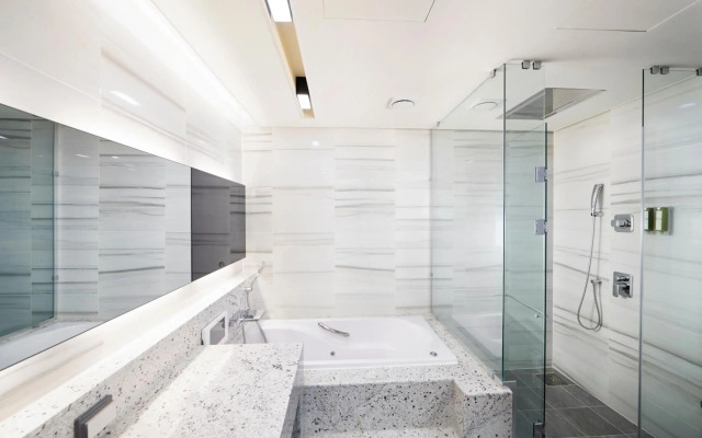 Newcz Lct Residence