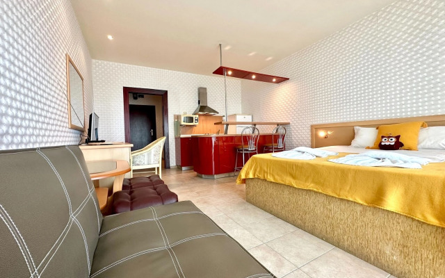 Menada Miramar Palace Apartments