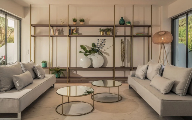 Isola Apartments Junior Suites
