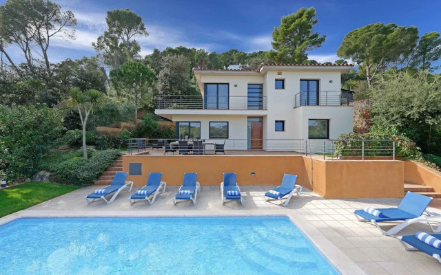 Villa Vista Mar Megin