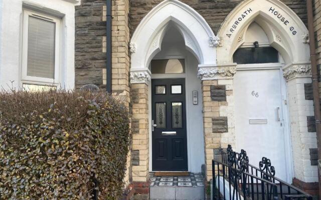 Wyndham Crescent - Stylish Flat in Popular Pontcanna