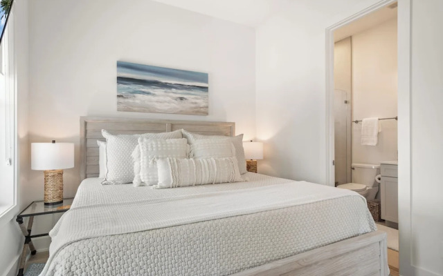 Serenity Shore 305 SOU