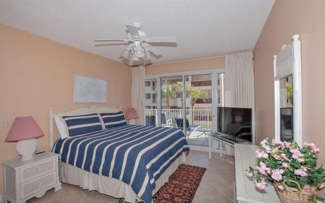 Tides at Top'sl Beach Resort by Panhandle Getaways