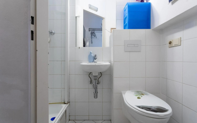 Central Garden Apartments