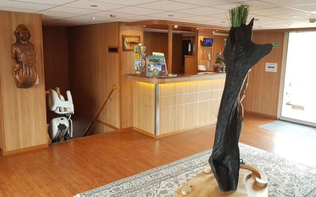 Hotelkabinenschiff Junker Jörg