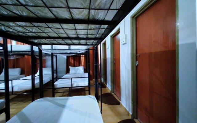 SPOT ON 89942 M & H Rizq Ventures