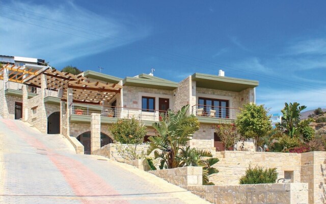 Nice home in Heraklion with 3 Bedrooms and WiFi