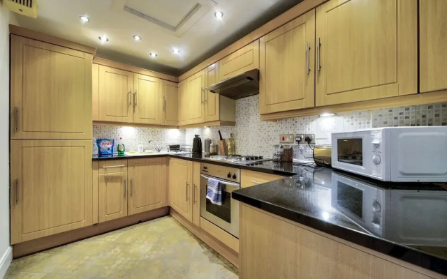 Manor Place Apartment