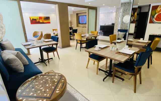 Hotel Retiro 84 by MIJ